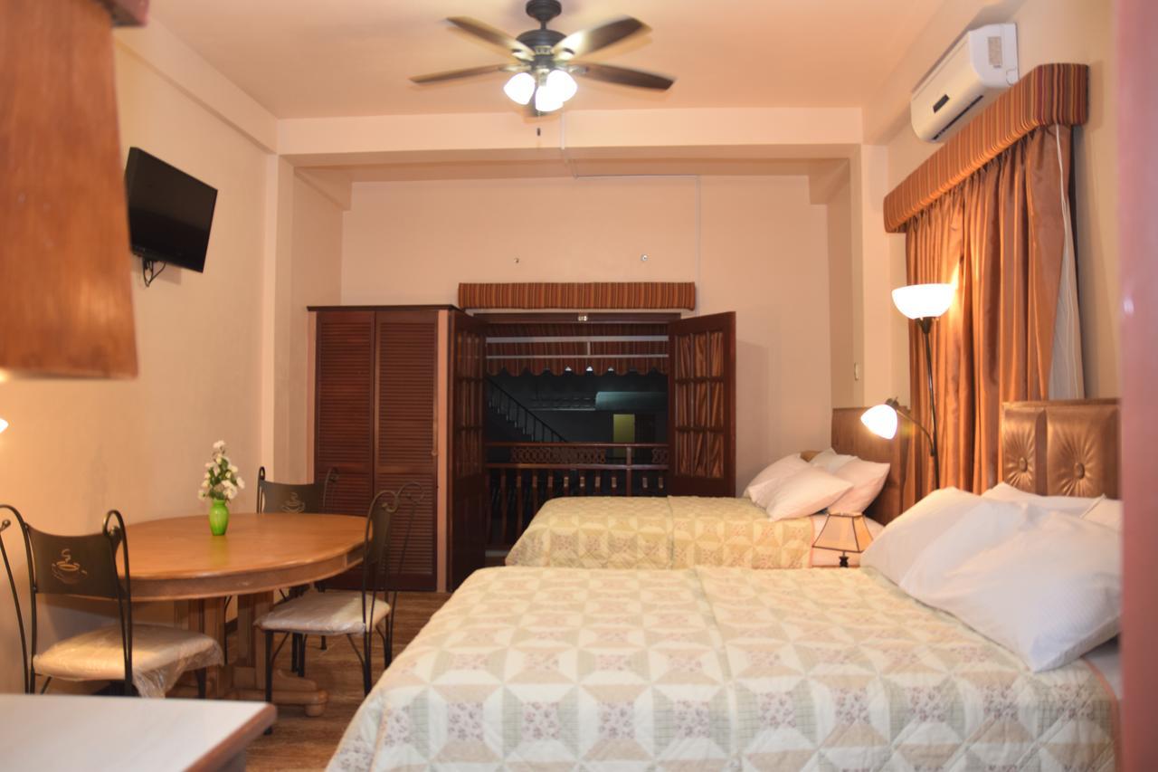 Windjammer International Cuisine & Comfort Inn Georgetown Luaran gambar