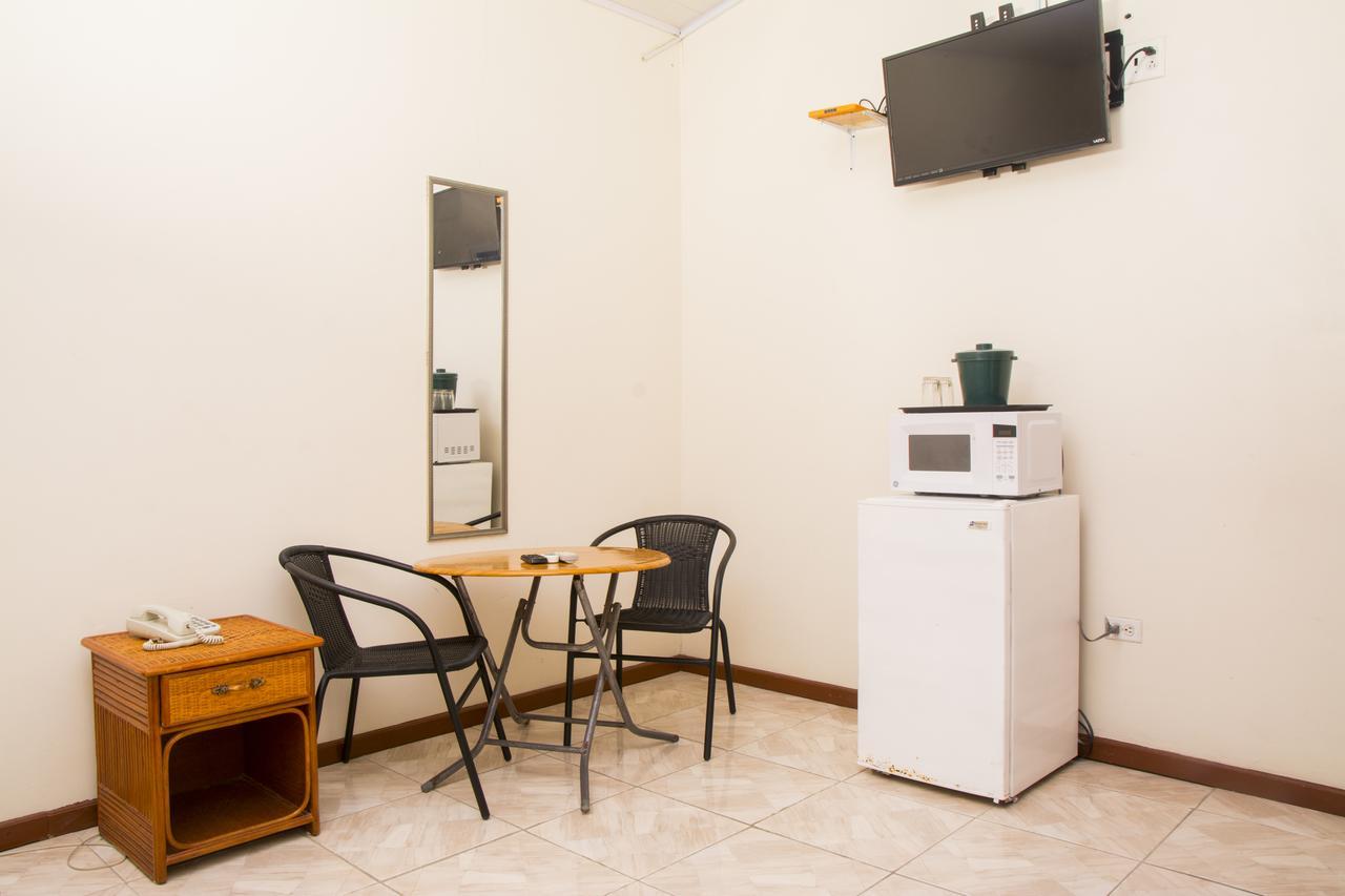 Windjammer International Cuisine & Comfort Inn Georgetown Luaran gambar