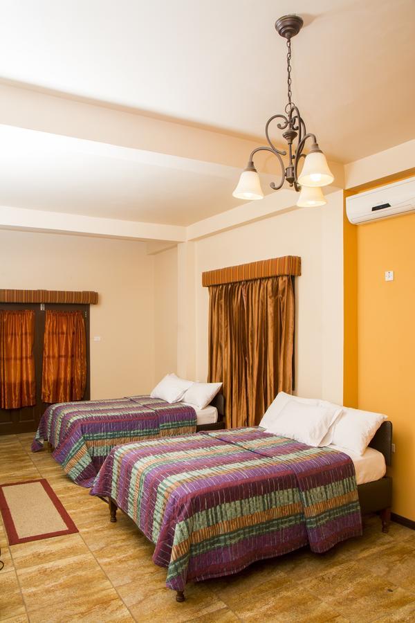 Windjammer International Cuisine & Comfort Inn Georgetown Luaran gambar
